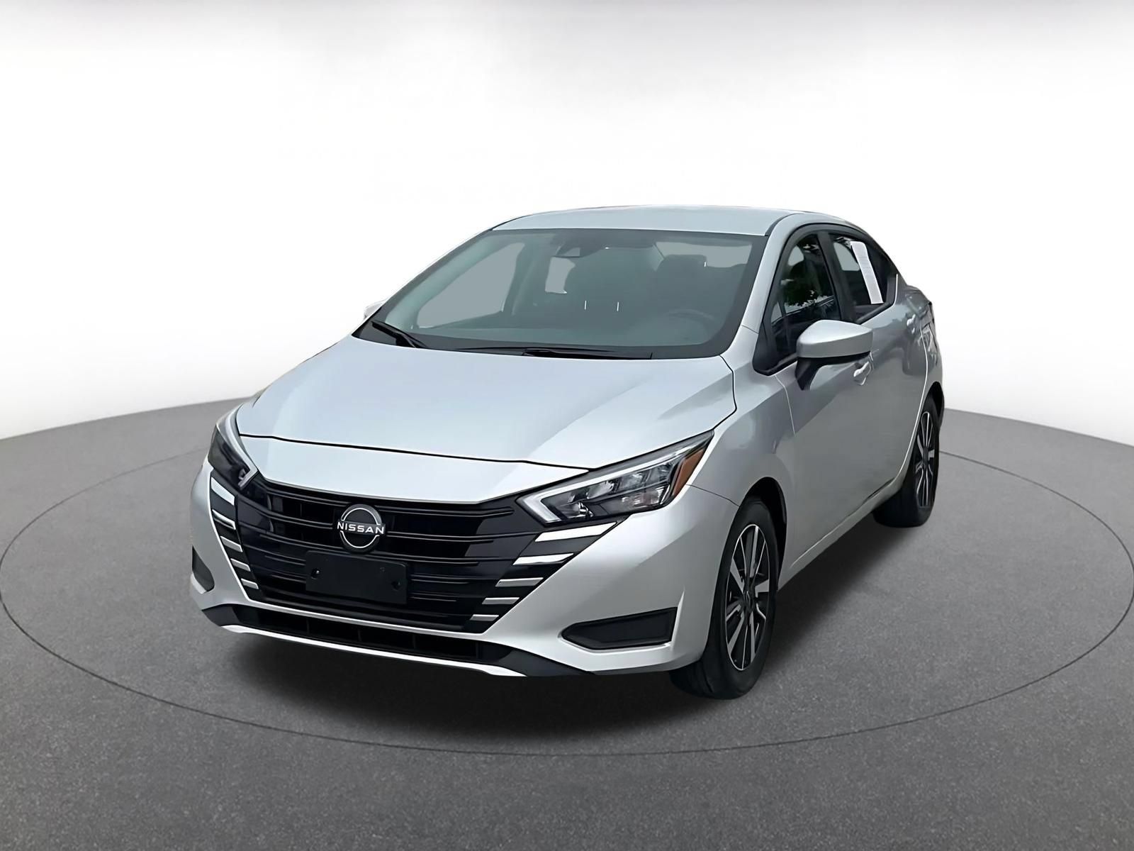 Used 2025 Nissan Versa SV FWD image 6