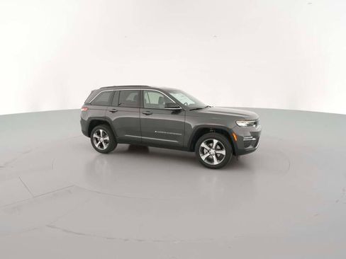 New 2025 Jeep Grand Cherokee Limited image 15