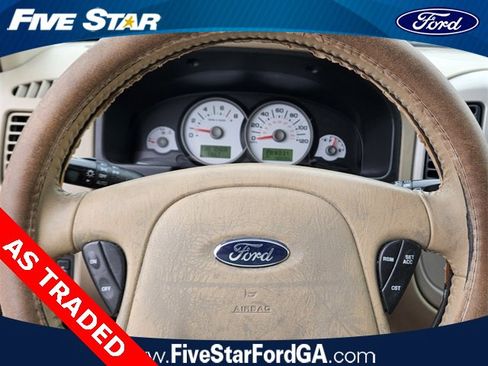 Used 2007 Ford Escape Limited image 25
