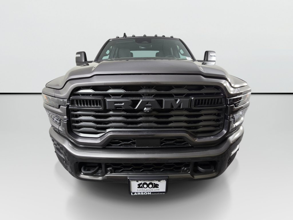 New 2026 RAM 3500 Big Horn AWD/4WD image 11