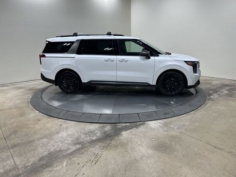 New 2026 Kia Carnival SX Prestige image 4