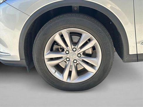 Used 2023 Acura MDX FWD image 29