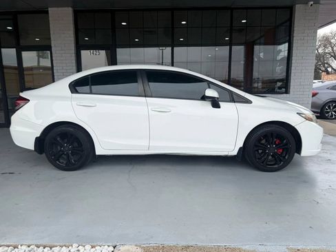 Used 2013 Honda Civic LX image 2