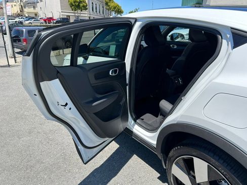 Used 2023 Volvo C40 P8 Recharge Plus w/ Climate Package AWD/4WD image 49