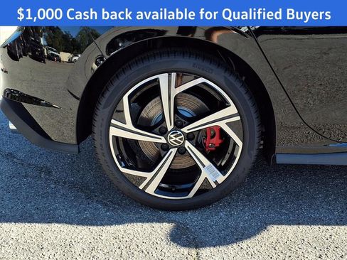 New 2025 Volkswagen GTI SE image 4