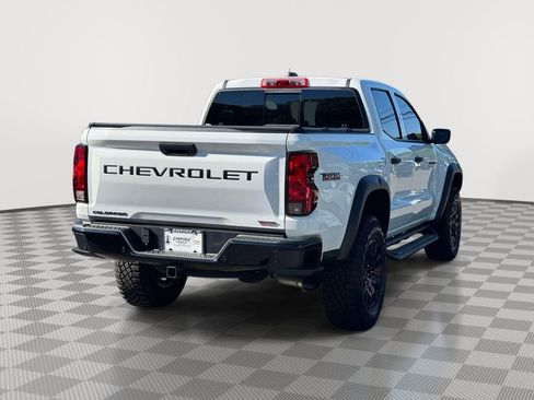Used 2024 Chevrolet Colorado Trail Boss w/ Technology Package AWD/4WD image 4