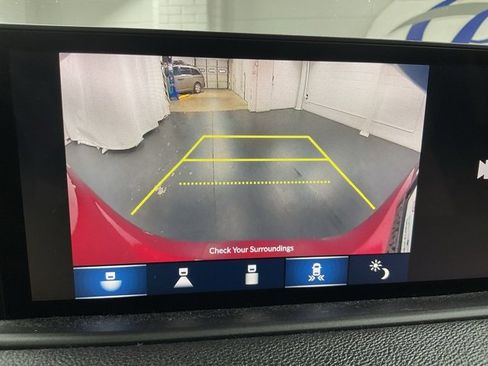 Used 2022 Acura MDX SH-AWD image 29