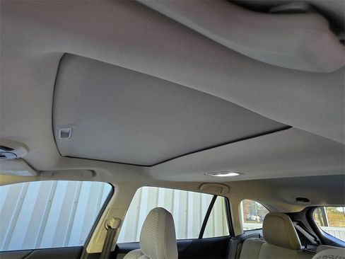 Certified 2025 Subaru Outback Premium image 9