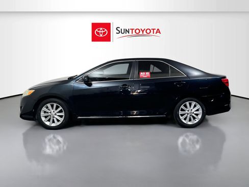 Used 2014 Toyota Camry XLE w/ Leather Package image 7