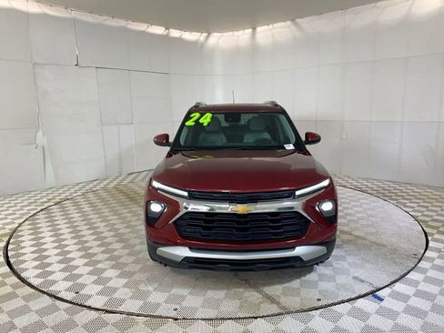 Used 2024 Chevrolet TrailBlazer LT w/ Convenience Package FWD image 21