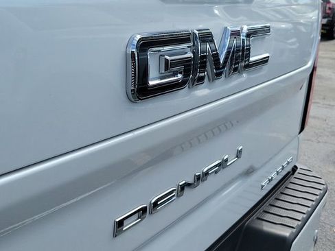 Used 2025 GMC Sierra 2500 Denali Ultimate w/ Max Trailering Package AWD/4WD image 6