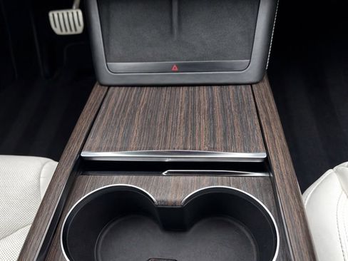 Used 2021 Tesla Model S Long Range image 17