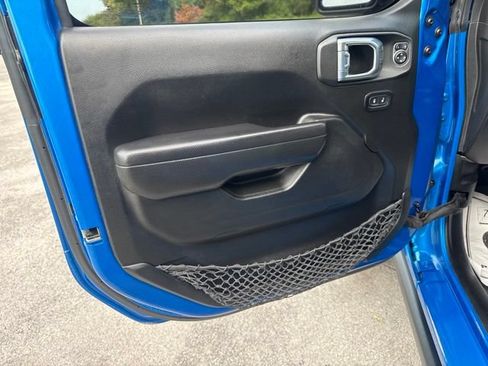 Used 2022 Jeep Wrangler Unlimited Sport AWD/4WD image 15