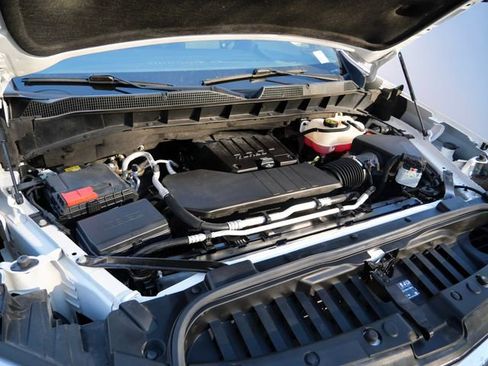 Used 2023 Chevrolet Silverado 1500 LT image 9