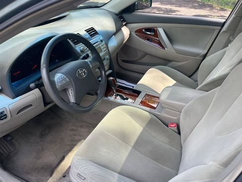 Used 2008 Toyota Camry XLE FWD image 5