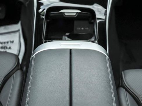 Certified 2026 Mercedes-Benz C 300 4MATIC Sedan image 19