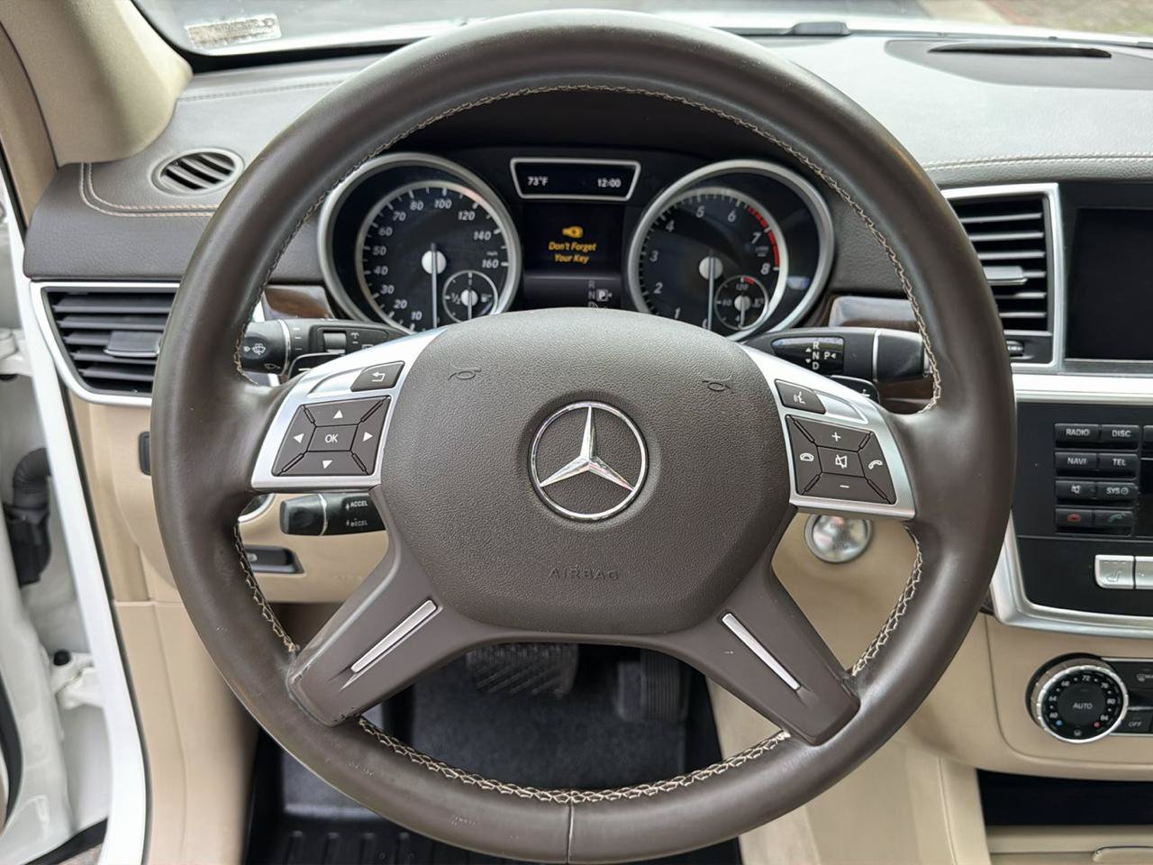 Used 2015 Mercedes-Benz GL 450 4MATIC image 46