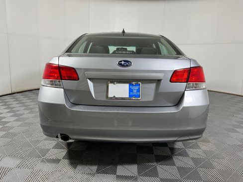 Used 2011 Subaru Legacy 2.5i Premium image 8