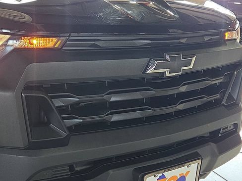 Used 2023 Chevrolet Colorado W/T w/ WT Convenience Package RWD image 7