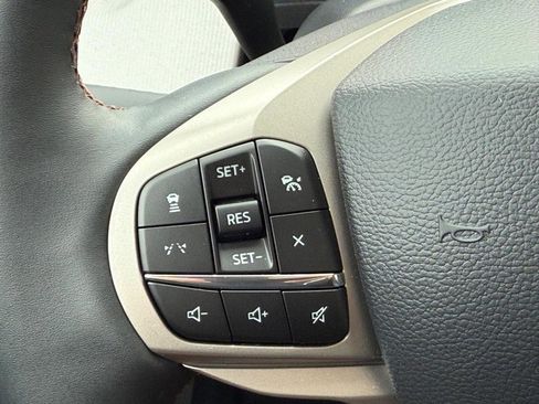 New 2025 Ford Explorer Active w/ Active Comfort Package image 12