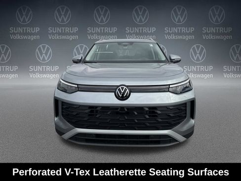 Used 2026 Volkswagen Tiguan SE AWD/4WD image 9