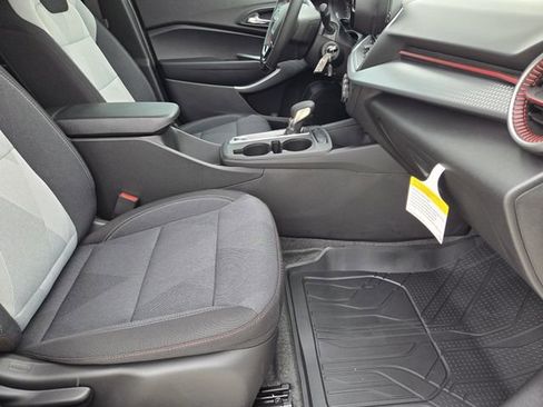 New 2026 Chevrolet Trax RS w/ Sunroof Package FWD image 10
