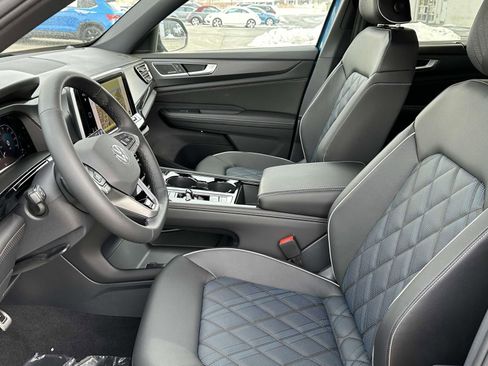 New 2025 Volkswagen Atlas Cross Sport SEL Premium R-Line image 9