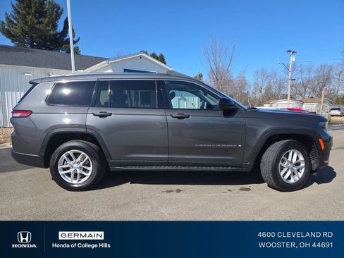 Used 2022 Jeep Grand Cherokee L Laredo w/ Luxury Tech Group I image 22