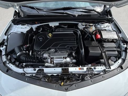 Used 2024 Chevrolet Malibu LS w/ Driver Confidence Package FWD image 32