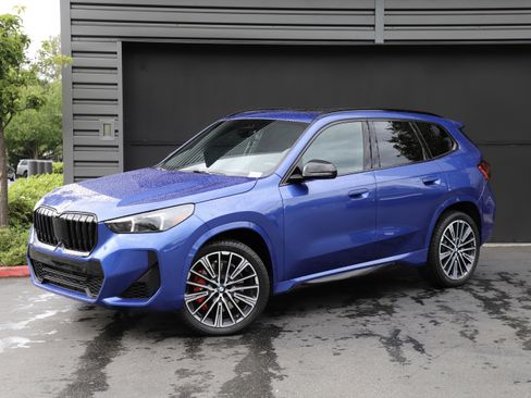 Used 2025 BMW X1 xDrive28i w/ Premium Package AWD/4WD image 1