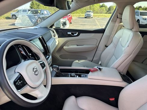 Used 2019 Volvo XC60 T6 Inscription w/ Protection Package Premier image 15