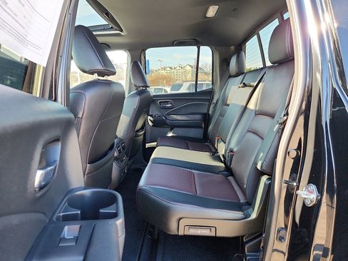 Used 2024 Honda Ridgeline Black Edition image 10