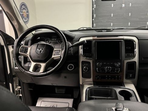 Used 2018 RAM 3500 Laramie w/ Snow Chief Group AWD/4WD image 30
