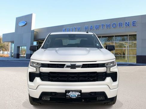 Used 2022 Chevrolet Silverado 1500 RST image 2