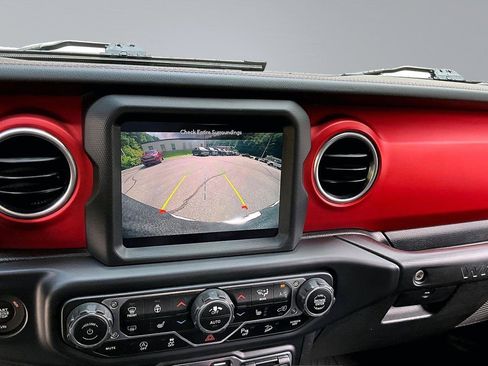 Used 2020 Jeep Wrangler Unlimited Rubicon AWD/4WD image 22