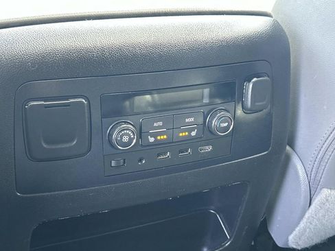 Used 2018 Chevrolet Tahoe LT image 21