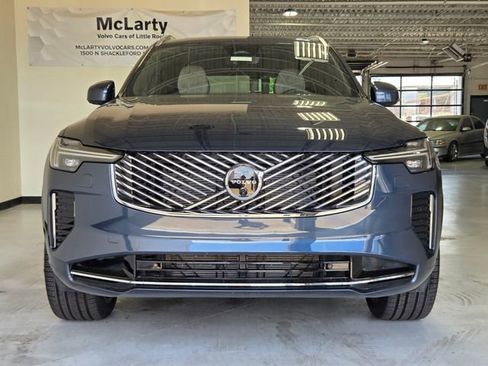 New 2026 Volvo XC90 B6 Plus w/ Protection Package Premier AWD/4WD image 4