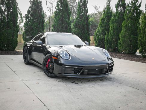 Used 2024 Porsche 911 Carrera 4 GTS image 2