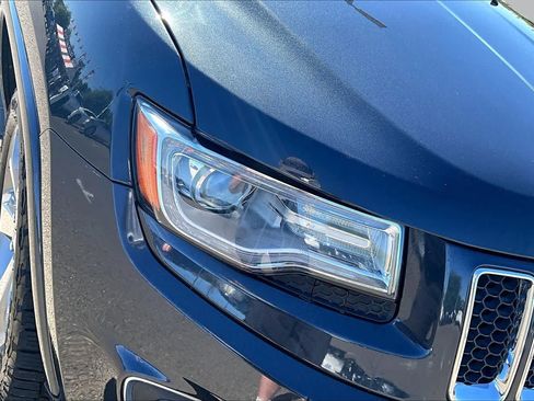 Used 2014 Jeep Grand Cherokee Overland AWD/4WD image 27
