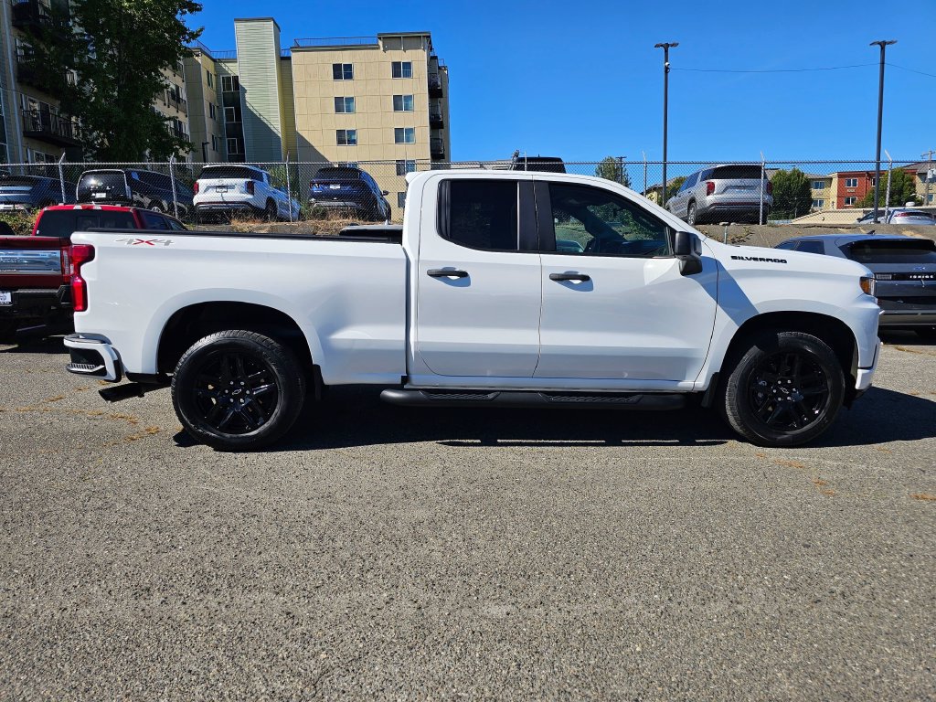 Used 2021 Chevrolet Silverado 1500 Custom w/ Rally Edition AWD/4WD image 8