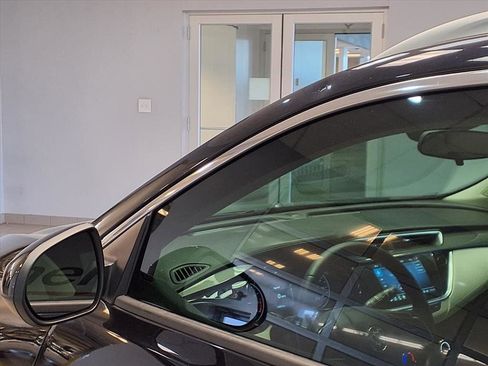 Used 2021 Buick Encore GX Preferred w/ Sport Touring Package image 23