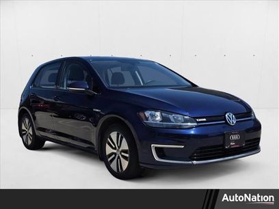 Used 2017 Volkswagen e-Golf SE w/ DC Fast Charging Package