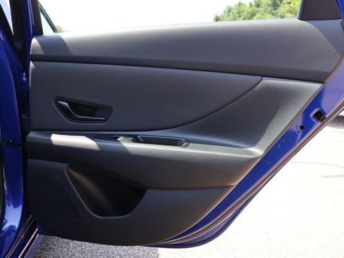 Used 2025 Hyundai Elantra Sport FWD image 26