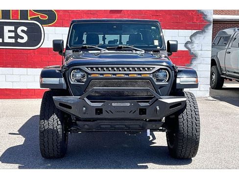 Used 2020 Jeep Gladiator Rubicon AWD/4WD image 3