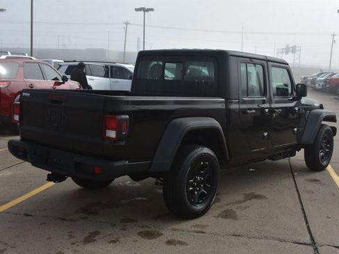 New 2026 Jeep Gladiator Sport image 5
