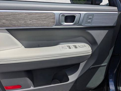 New 2026 Hyundai Santa Fe Limited FWD image 17
