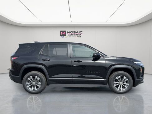 New 2026 Chevrolet Equinox LT w/ Convenience Package II AWD/4WD image 9