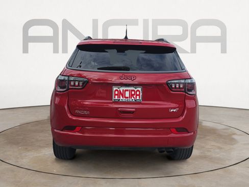 Used 2022 Jeep Compass Limited AWD/4WD image 9