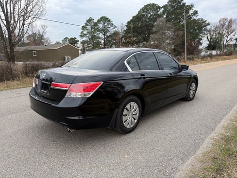 Used 2012 Honda Accord LX image 3