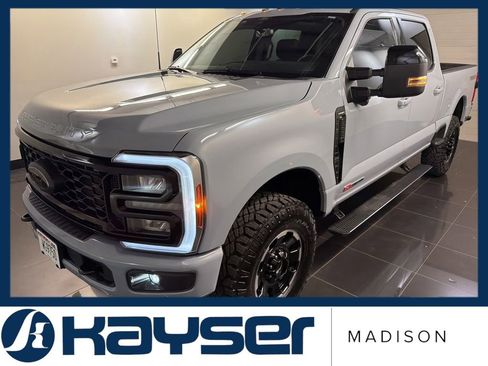 Used 2026 Ford F250 Lariat w/ Tremor Off-Road Package AWD/4WD image 3
